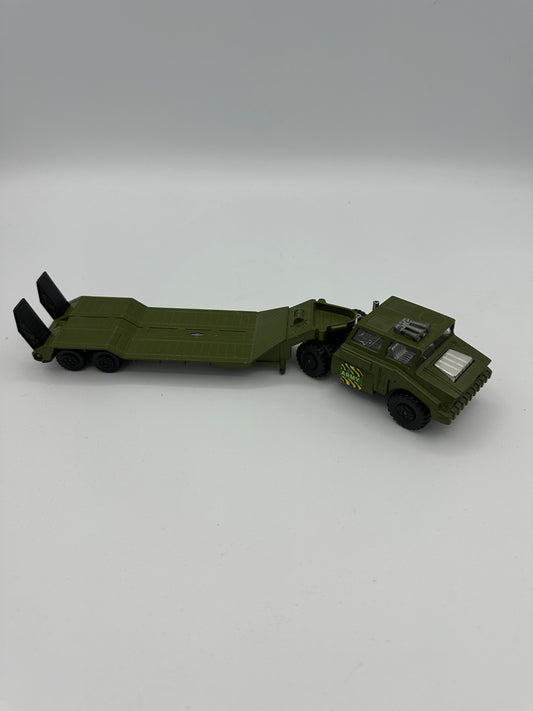 Modellino camion trasporto carri militari