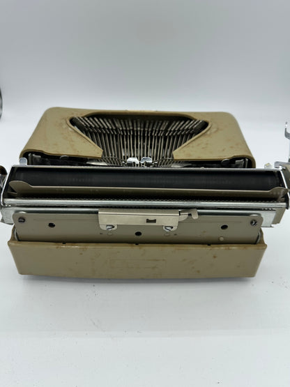 Macchina da scrivere vintage Alba